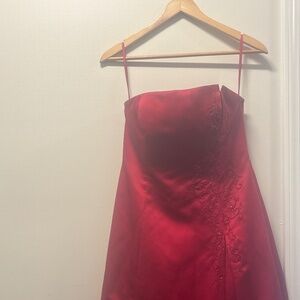 Red prom dress